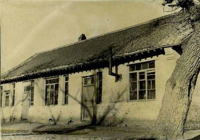 蕭紅：19歲與表哥私奔，父叔險(xiǎn)將她勒死，4段失敗戀情，半生苦難