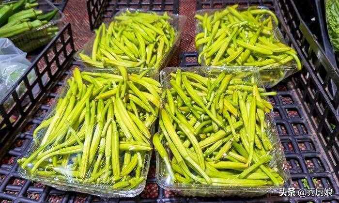 三伏天，吃鮮黃花菜正當(dāng)季，教你正確處理方法，鮮嫩爽口，特開(kāi)胃