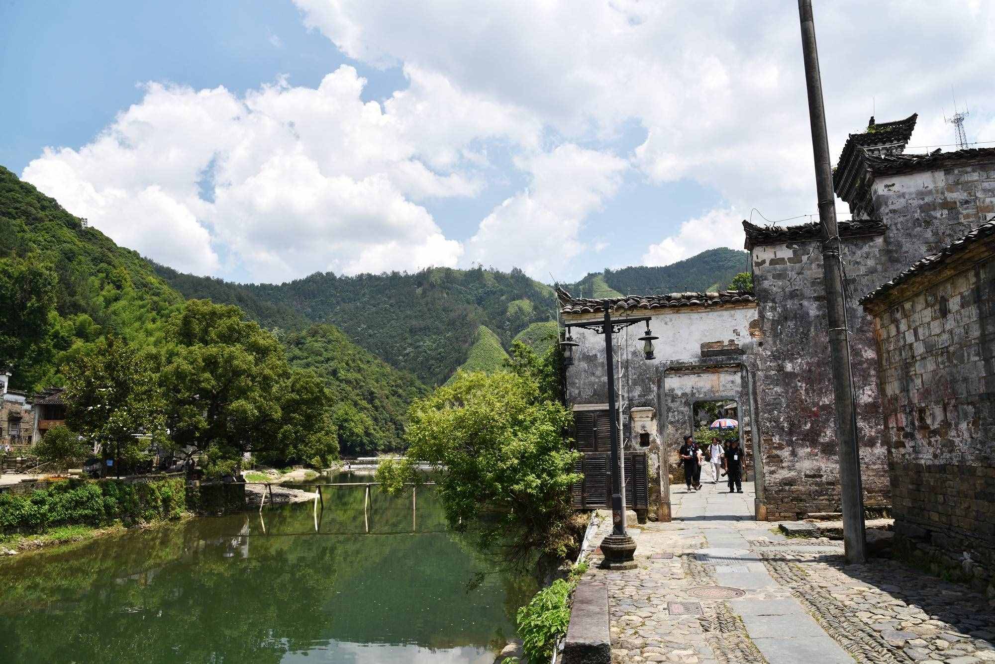 曾與景德鎮(zhèn)平起平坐的瑤里古鎮(zhèn)，如今成為一處探尋古跡的好去處