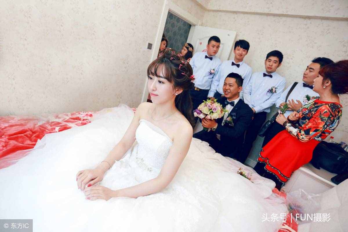 攝影進階教程：婚禮跟拍攝影七個必備技巧，助你走向商業(yè)婚拍之路