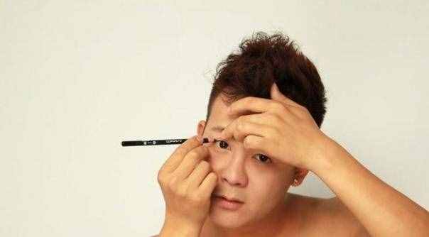 顏值不夠，化妝來救！男士彩妝步驟