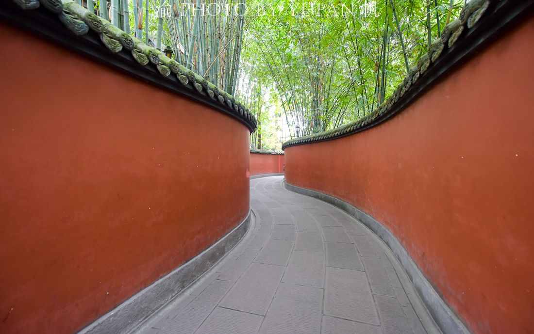 三國圣地成都武侯祠，中國唯一的君臣合祀祠廟，已有1700多年歷史