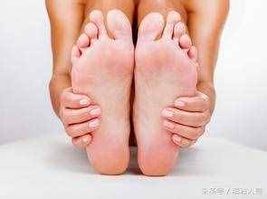 水泡型腳氣怎么治療，歡迎交流經(jīng)驗，造福大家