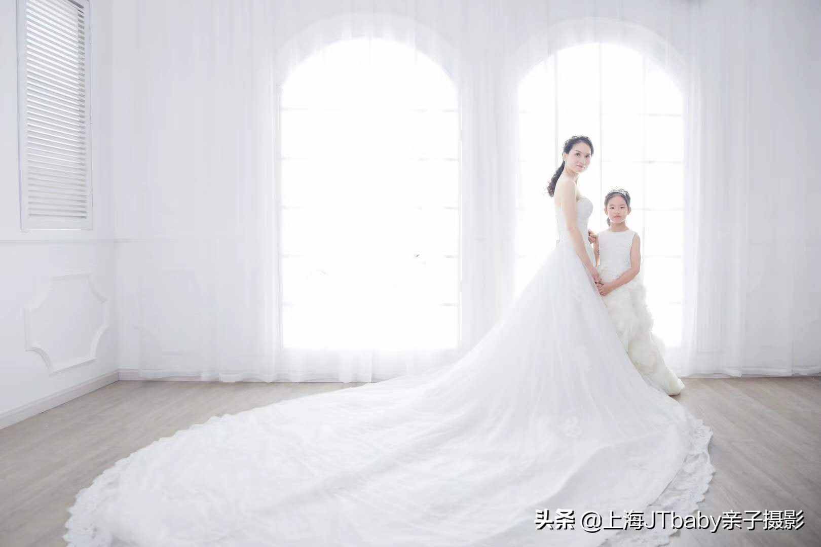 親子照在家怎么拍才專業(yè)寶山美學(xué)館來教你
