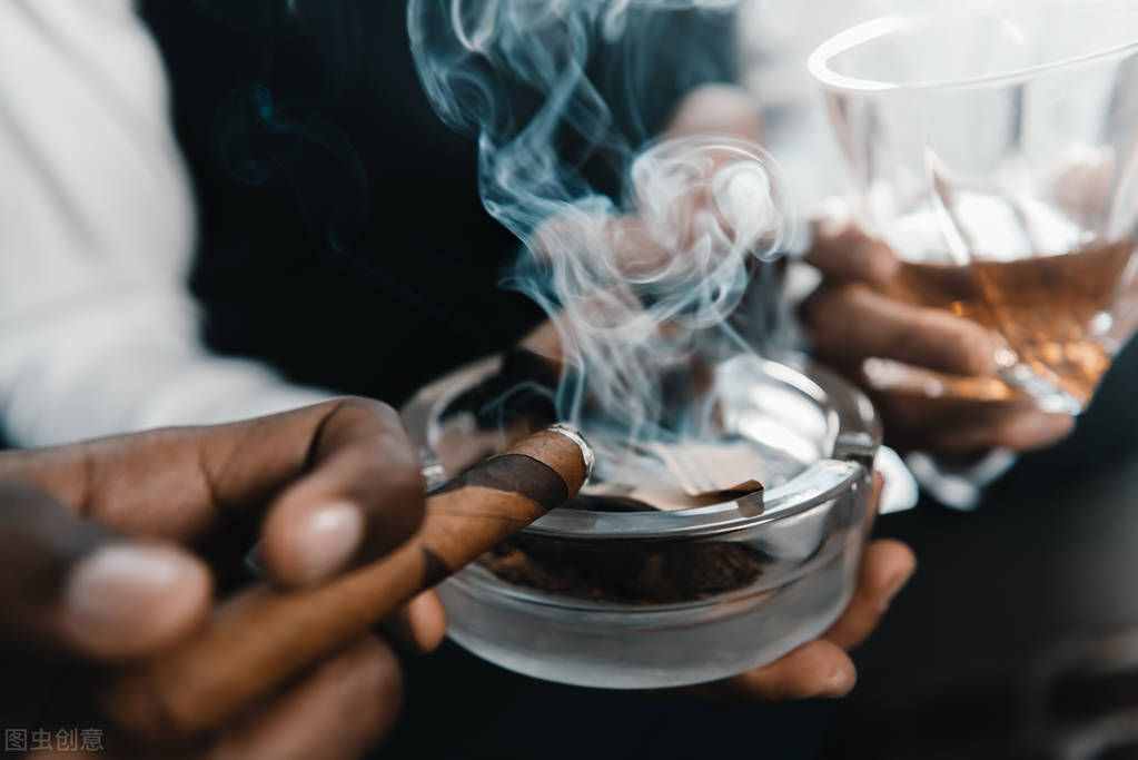 出現(xiàn)高血壓急癥怎么辦？預(yù)防高血壓做好這六點