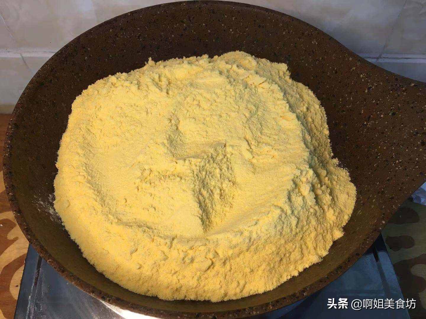 農(nóng)村人最愛吃的油茶面，簡(jiǎn)單一炒美味即成，低脂營(yíng)養(yǎng)又飽腹