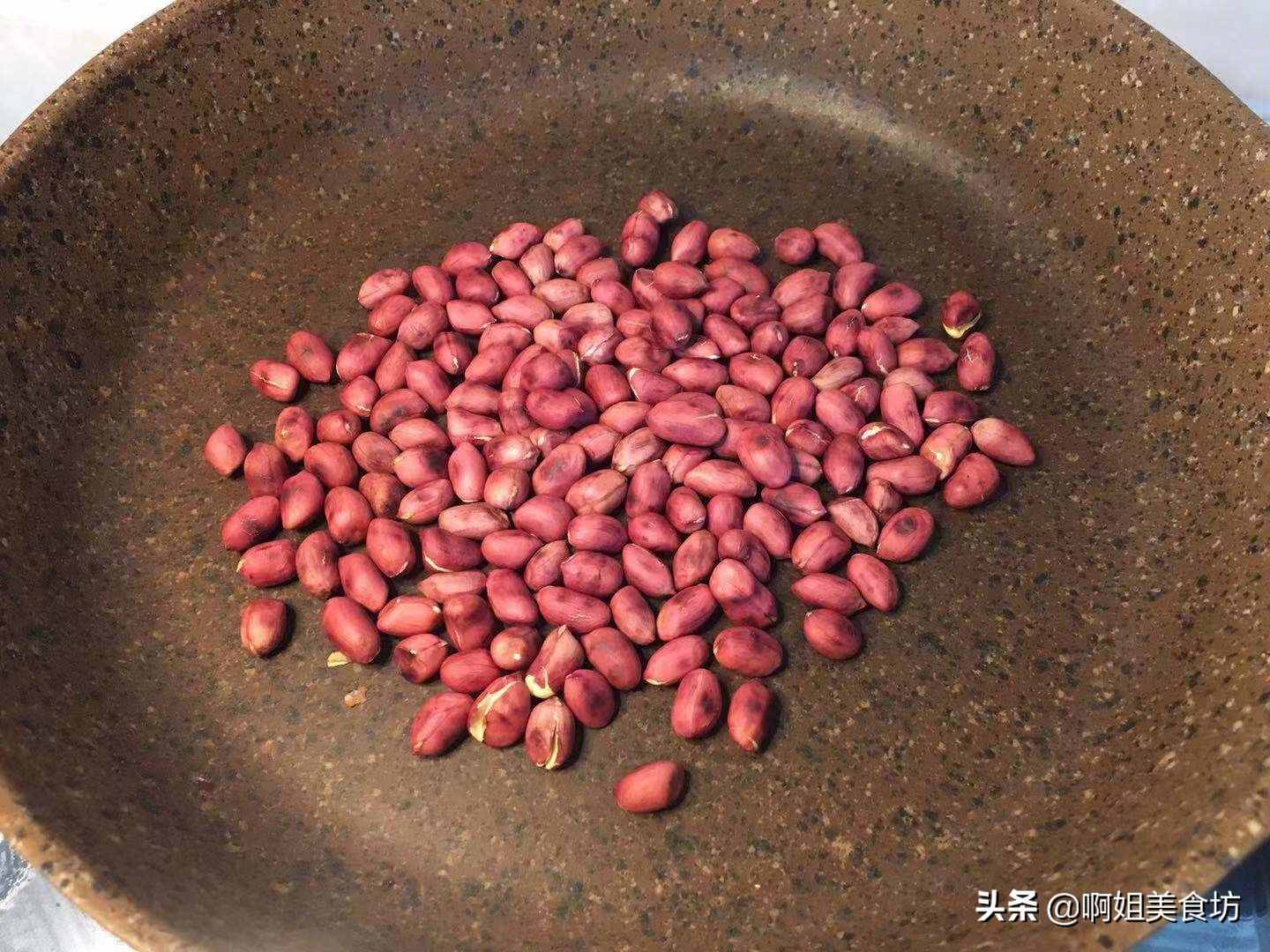 農(nóng)村人最愛吃的油茶面，簡(jiǎn)單一炒美味即成，低脂營(yíng)養(yǎng)又飽腹