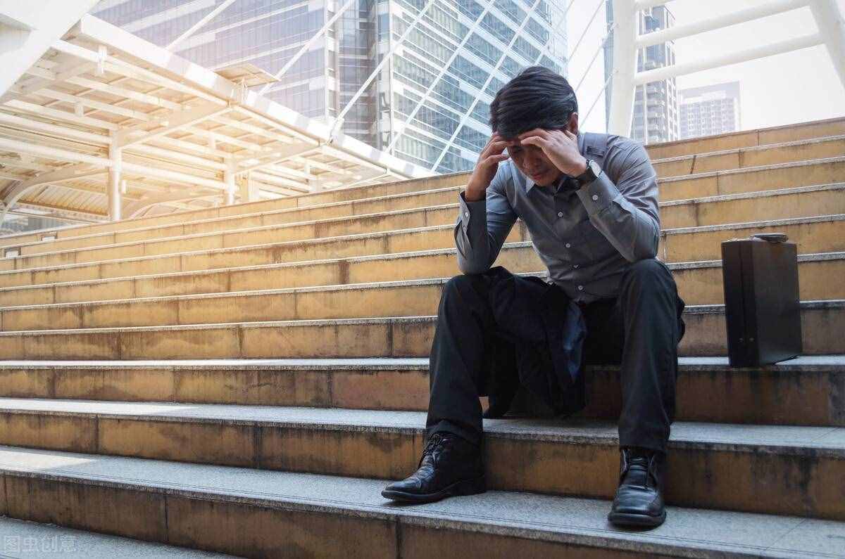 員工辦理離職手續(xù)的步驟是怎樣的？主要有哪些需要注意的事項(xiàng)？