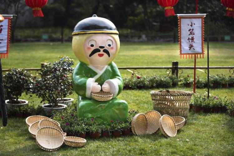 南翔小籠化身“嘻哈俠” ，500歲古猗園今年迎春活動玩時尚，老太太也有一顆年輕的心啊