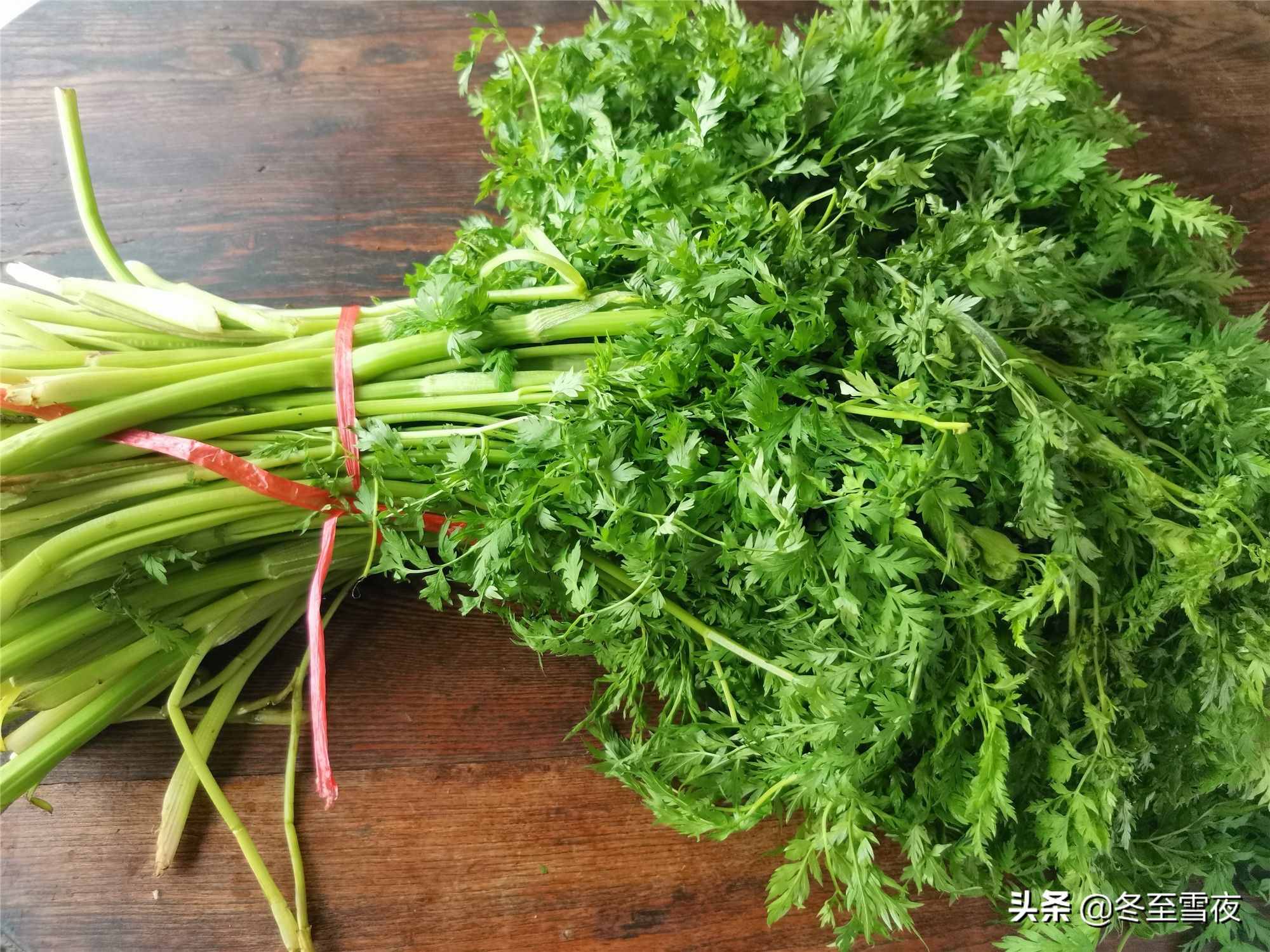 東北農(nóng)村，常吃的16種山野菜，現(xiàn)在城市里很少見(jiàn)，你吃過(guò)幾種？