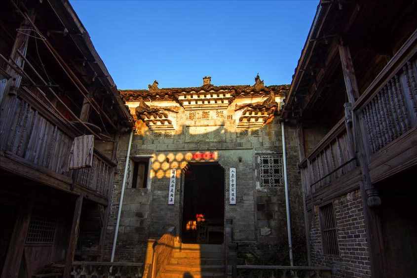 福建一個(gè)千年古鎮(zhèn)，鎮(zhèn)中還有“福建第一街”，美景不輸平遙古城