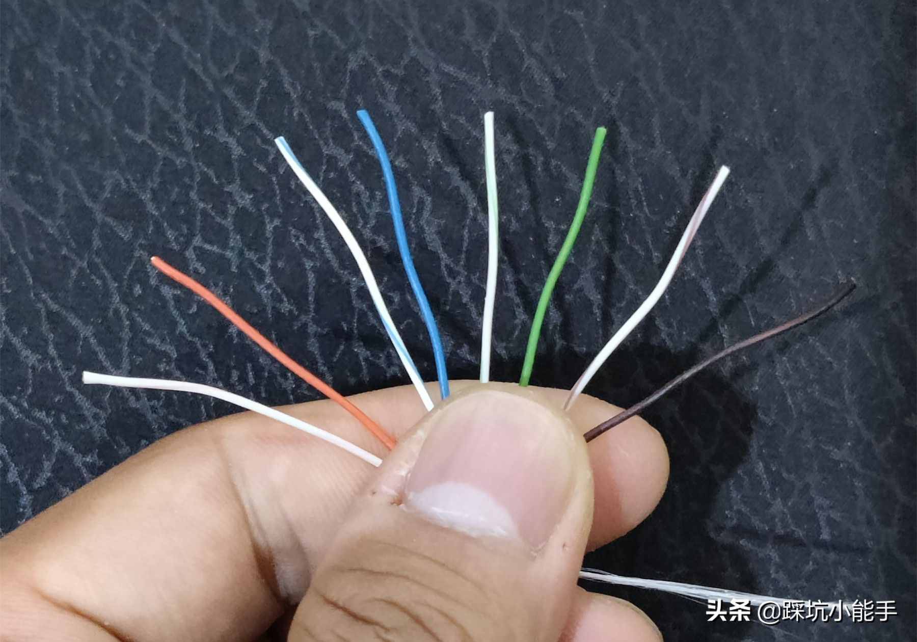 網(wǎng)線水晶頭的簡(jiǎn)單做法
