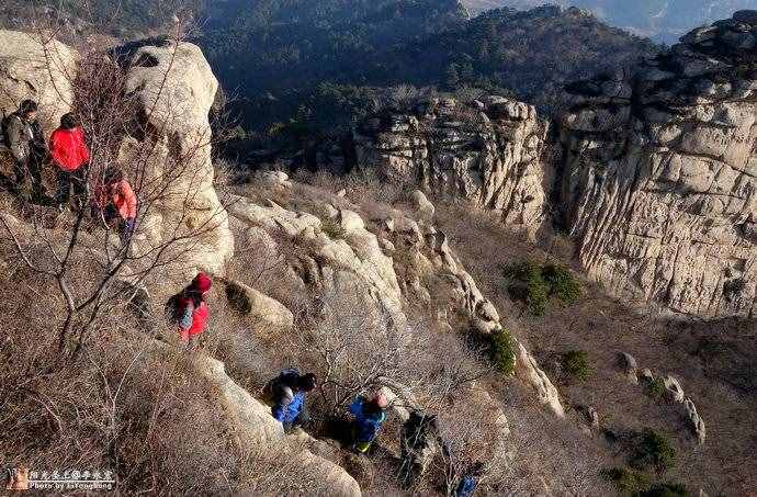 醫(yī)巫閭山：獨占鰲頭賞群峰競秀