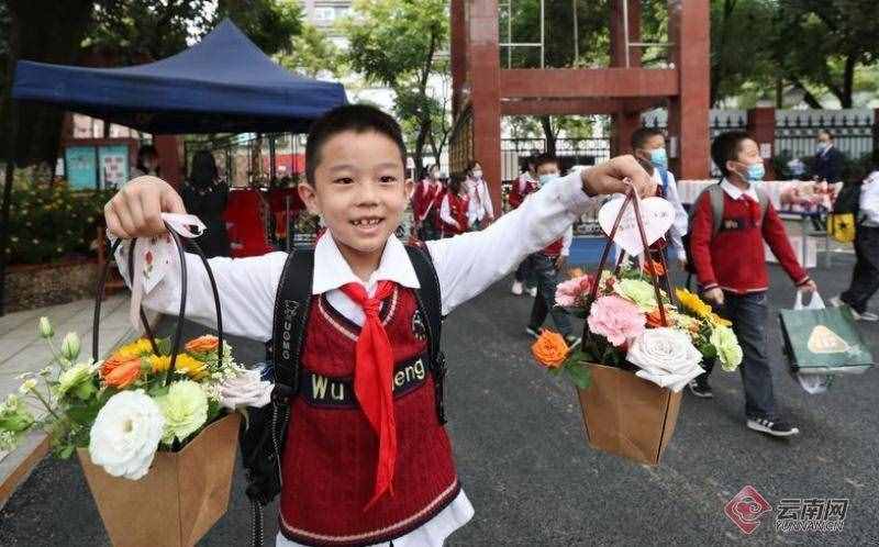 「高清組圖」感恩教師節(jié) 幸福教師節(jié)