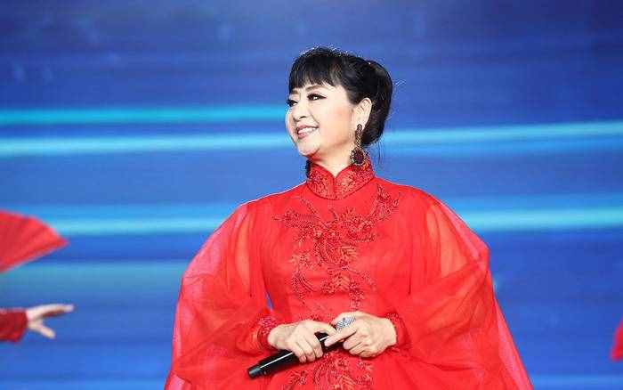 殷秀梅被譽為美聲皇后，與程志結(jié)婚當天就后悔，為何65歲還無子