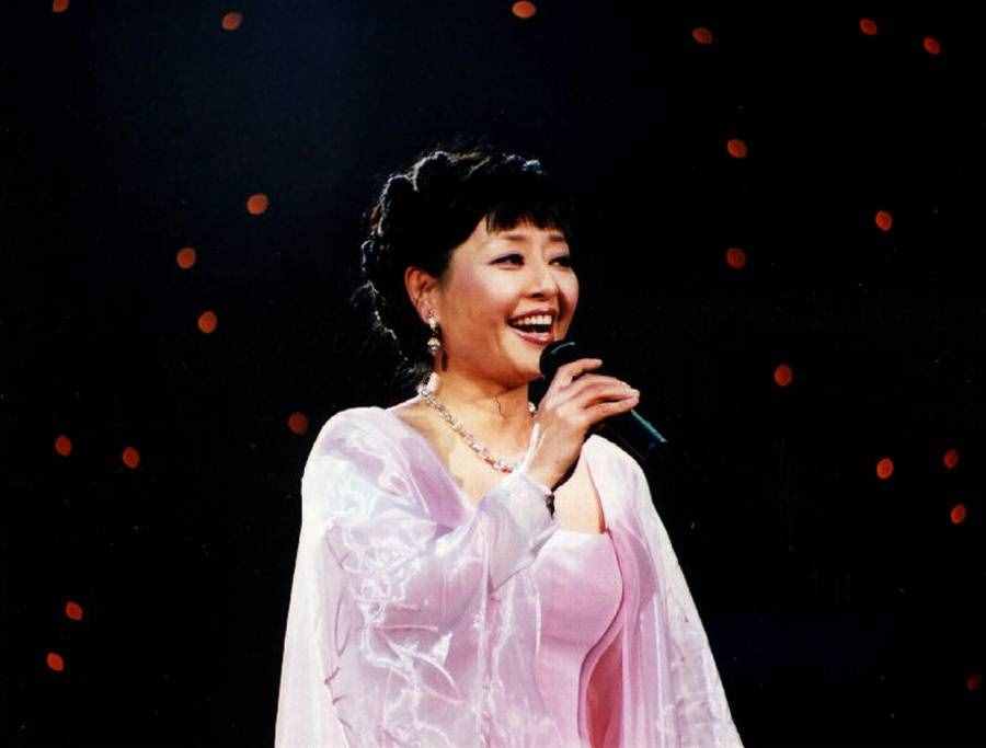 殷秀梅被譽為美聲皇后，與程志結(jié)婚當天就后悔，為何65歲還無子