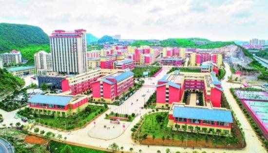 正在崛起的花溪大學城