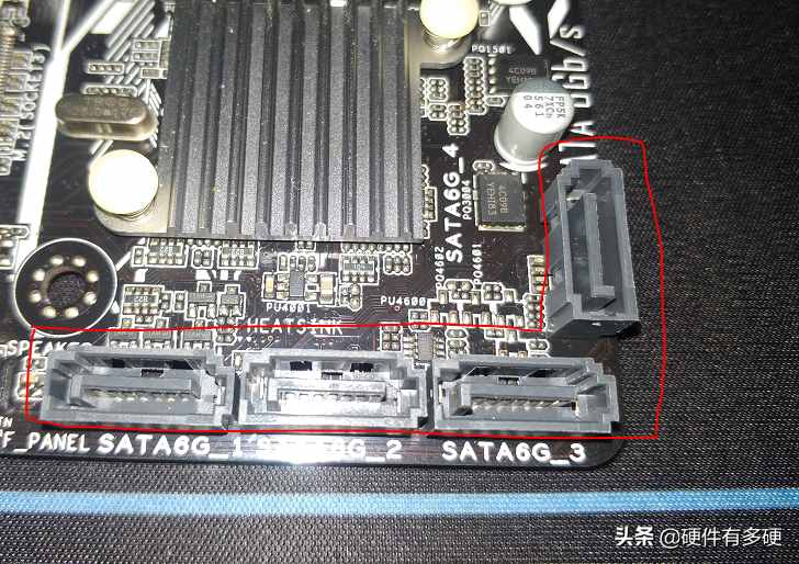 電腦機(jī)箱連線不會接？簡述主板的各種接口