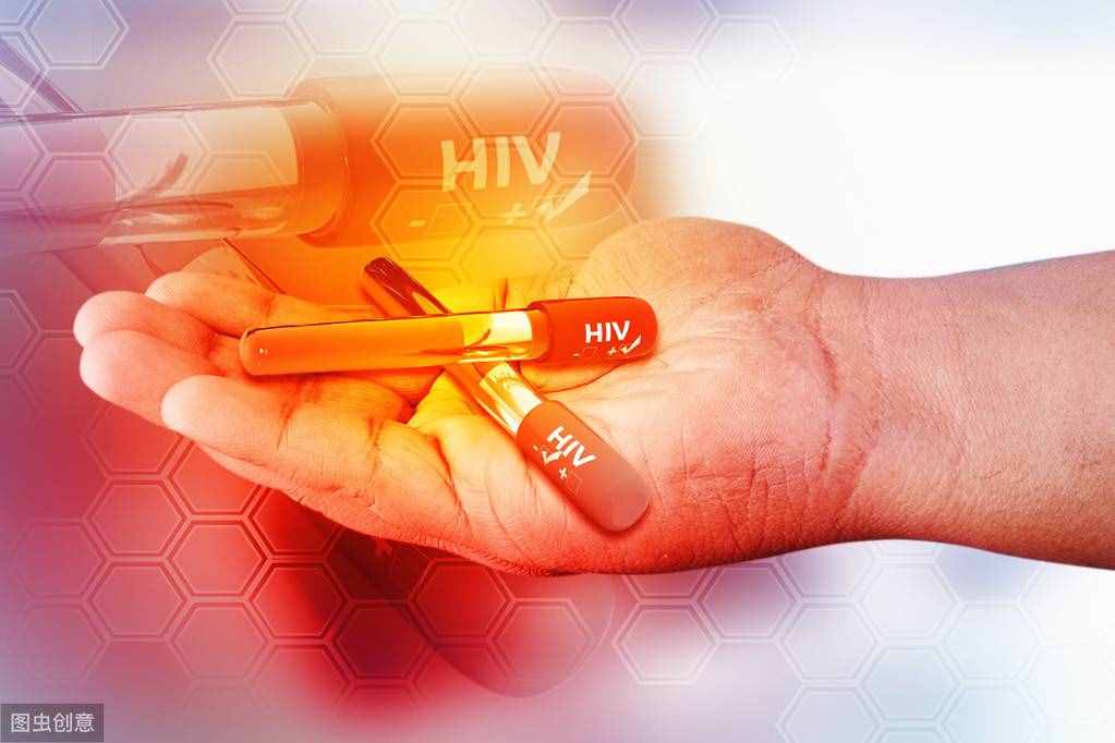 剛感染艾滋病毒（HIV）有哪些癥狀？潛伏期有多長時間