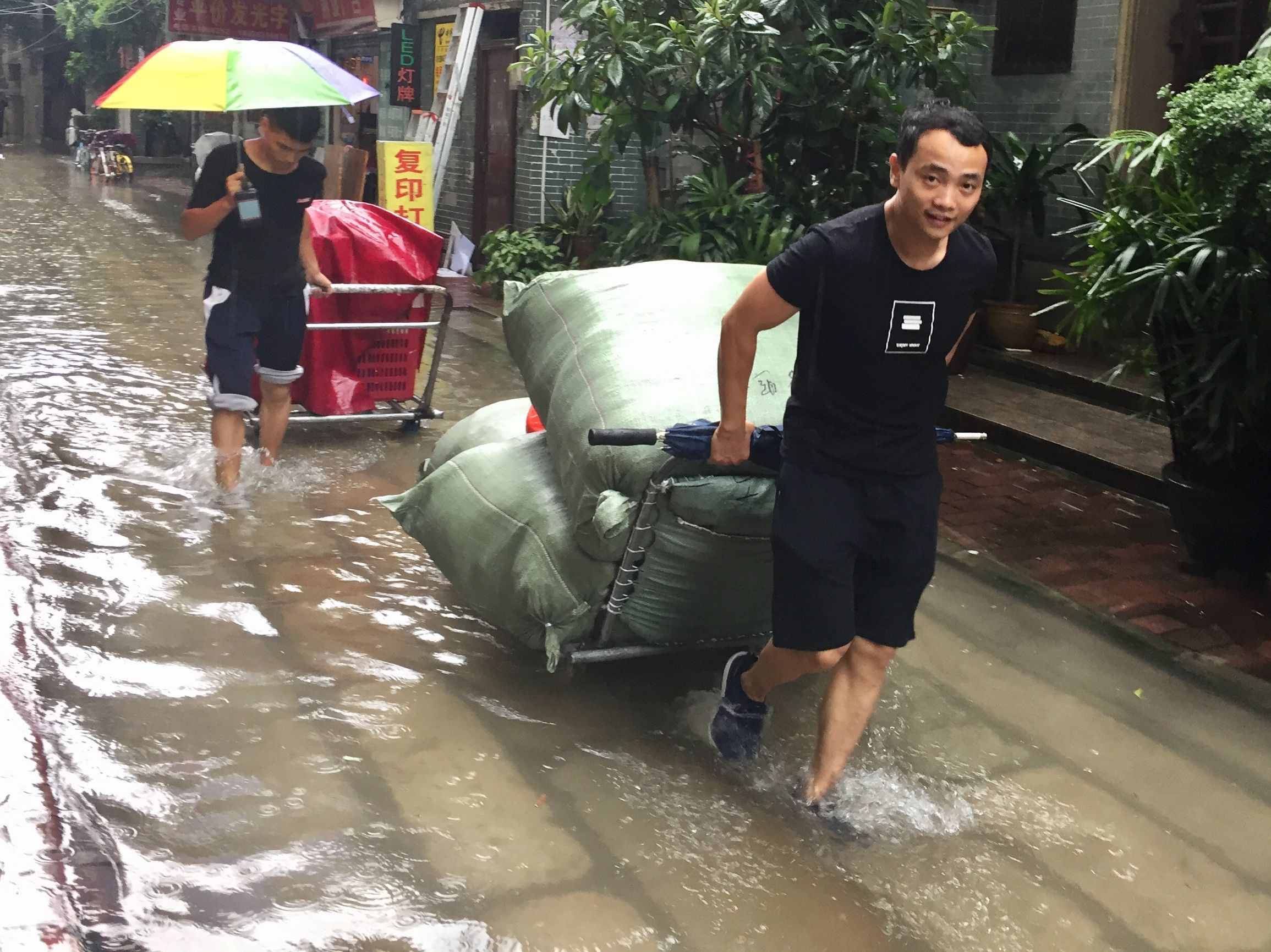 水浸十八甫路口