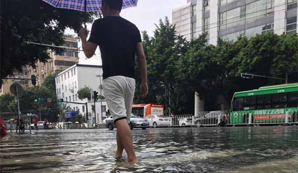 水浸十八甫路口