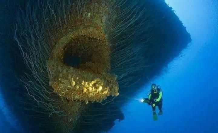 世界十大最深海溝