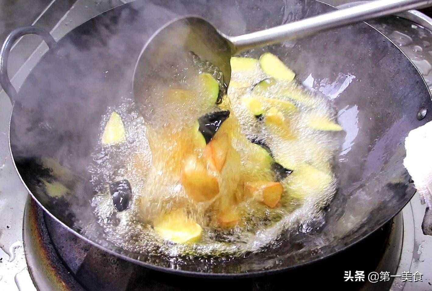 地三鮮接地氣的家常做法，這樣做才好吃，入口濃香，下飯必備