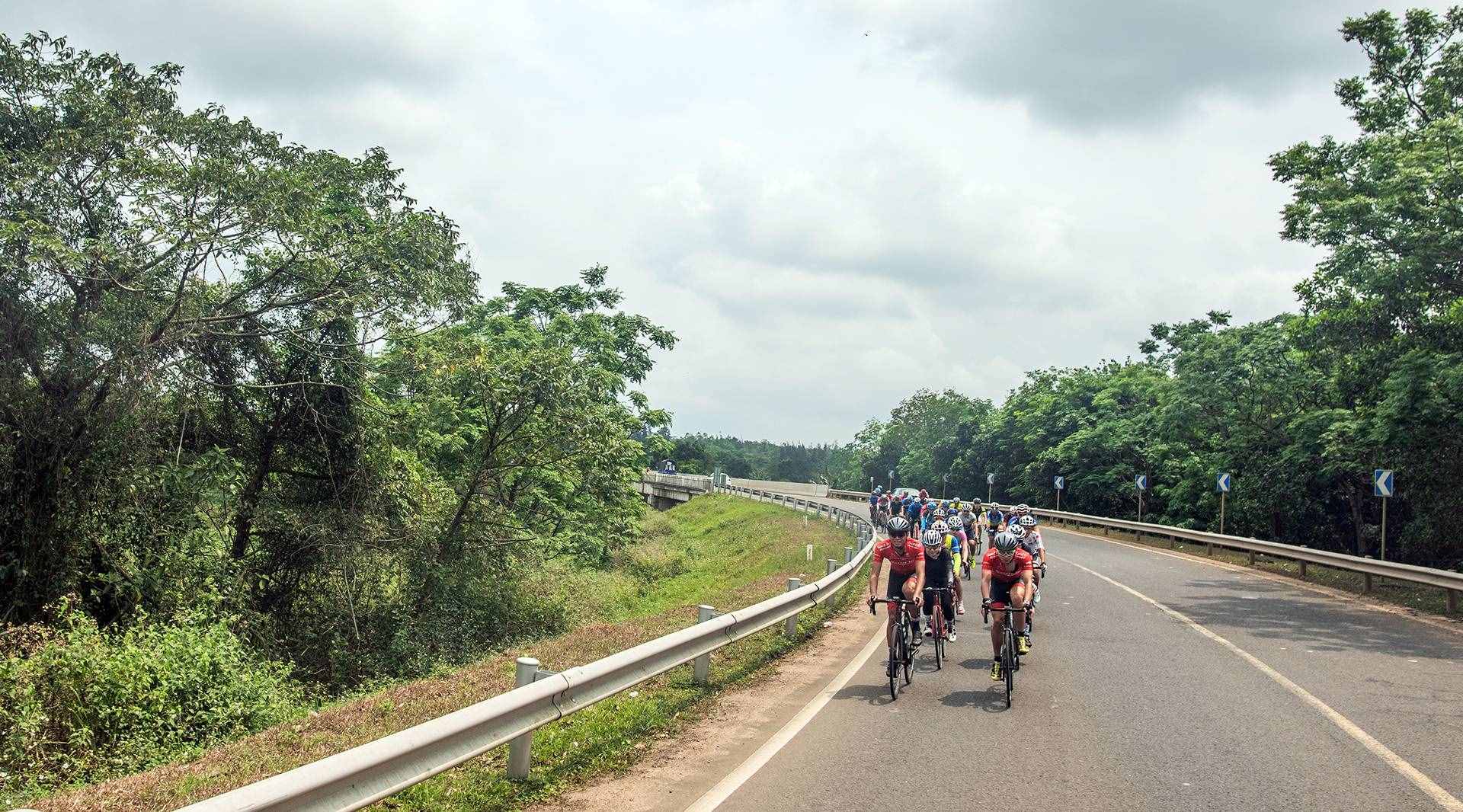 你一定想去的，海南自行車環(huán)島線路介紹，800公里的椰島風(fēng)光