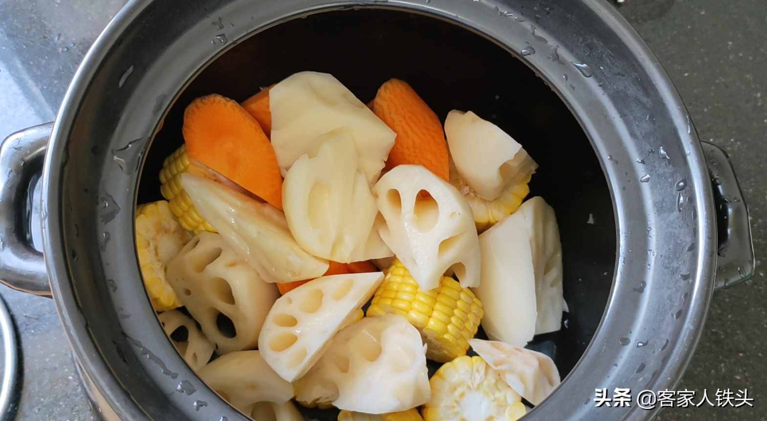 廣東人煲湯好喝有技巧，做法原來這么簡(jiǎn)單，手把手教你一鍋老火湯