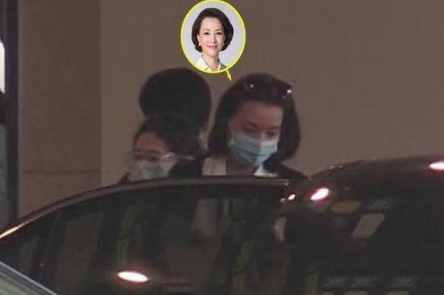 47歲董卿近照瘦太多，高腰褲勒出巴掌腰，長腿搶鏡比男嘉賓還高
