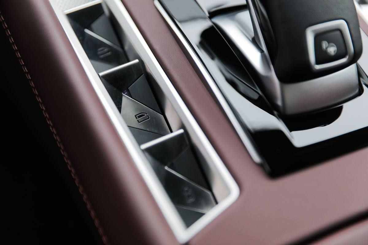 試駕DS9，這輛“中國最貴的法國豪車”你會買單嗎？