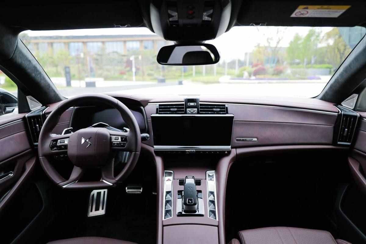 試駕DS9，這輛“中國最貴的法國豪車”你會買單嗎？