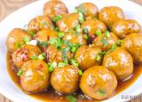 豆腐丸子的做法（廚師長(zhǎng)教你做豆腐丸子）