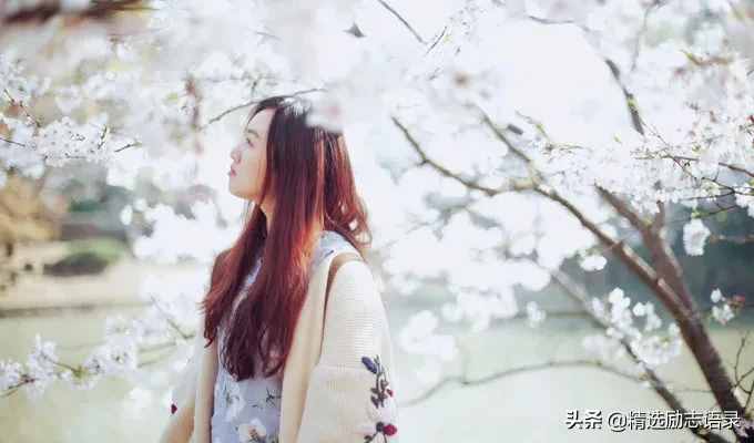 女人，一旦偷了人，會(huì)有這幾種表現(xiàn)，扎心了