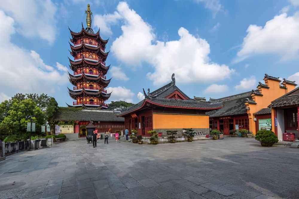 南京的千年寺廟：美麗的雞鳴寺