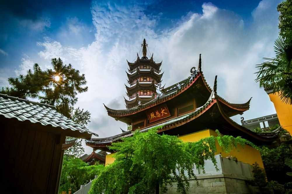 南京的千年寺廟：美麗的雞鳴寺