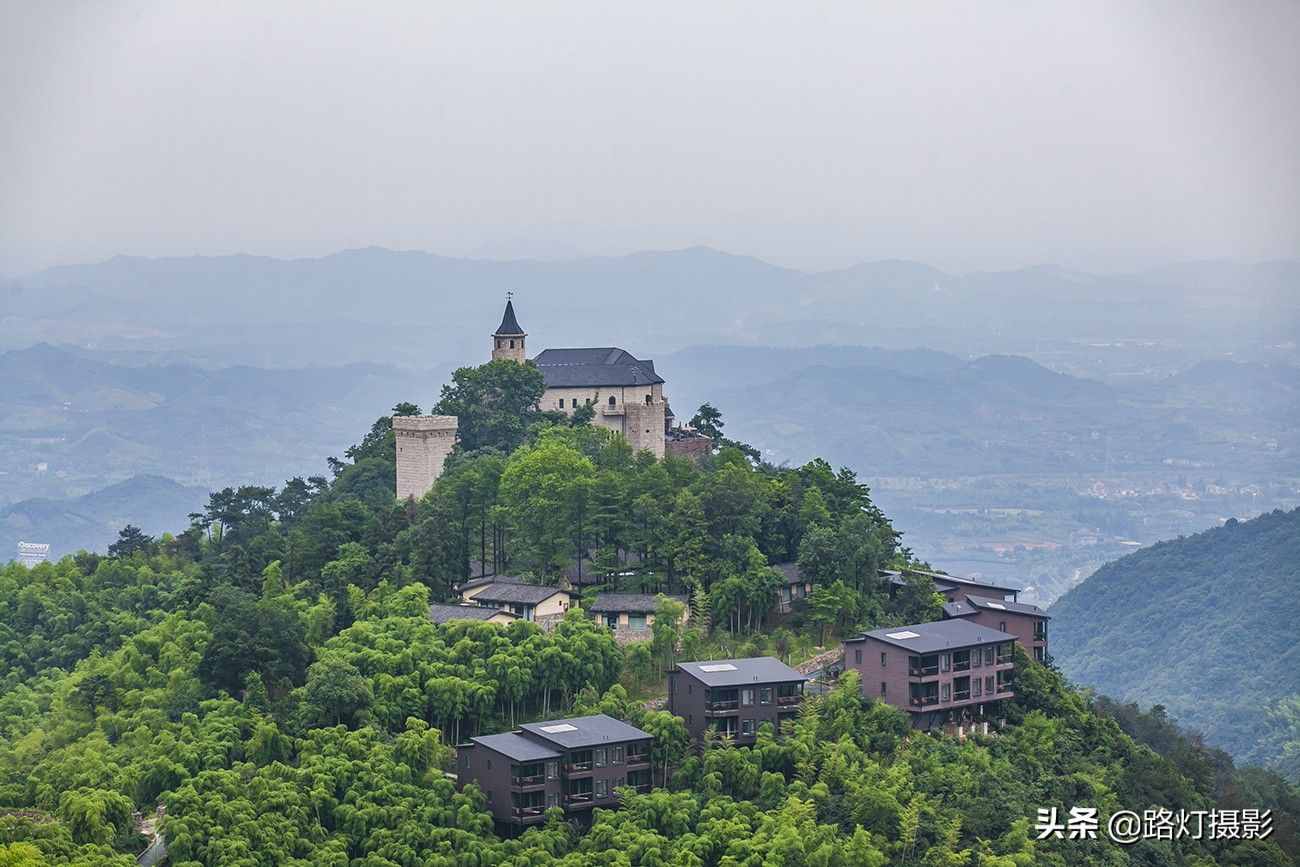 夏天去哪里旅游避暑？這5個地方清爽宜人美景如畫，涼快又好玩