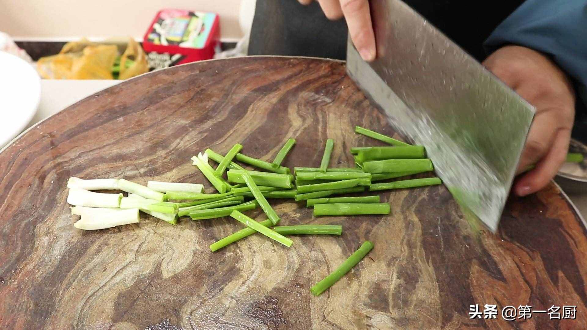 杏鮑菇這樣做太香了，軟嫩入味不油膩，上桌大家搶著吃，先收藏了