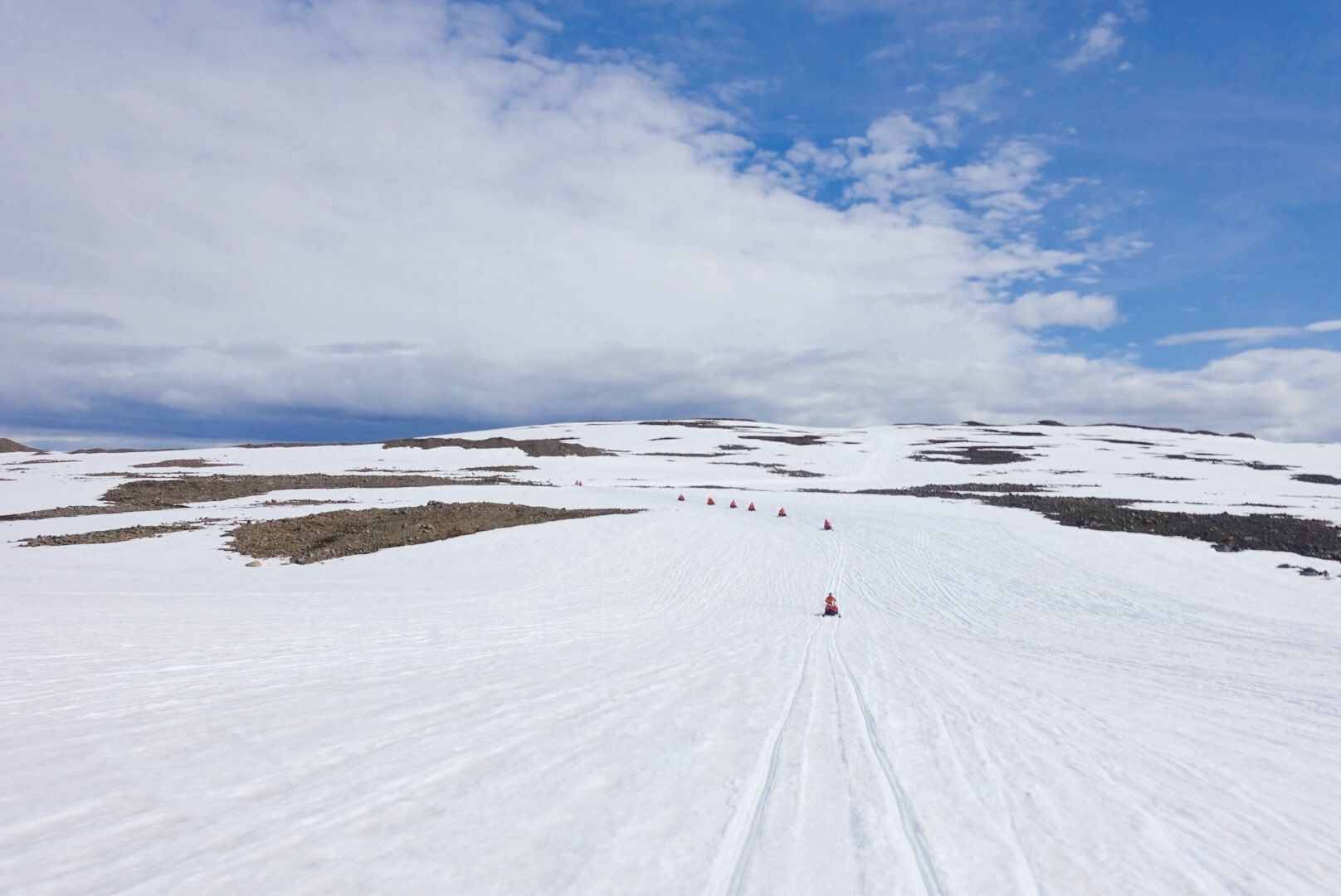 為什么冰島的人口，大多數(shù)都生活在島嶼的西南部地區(qū)？