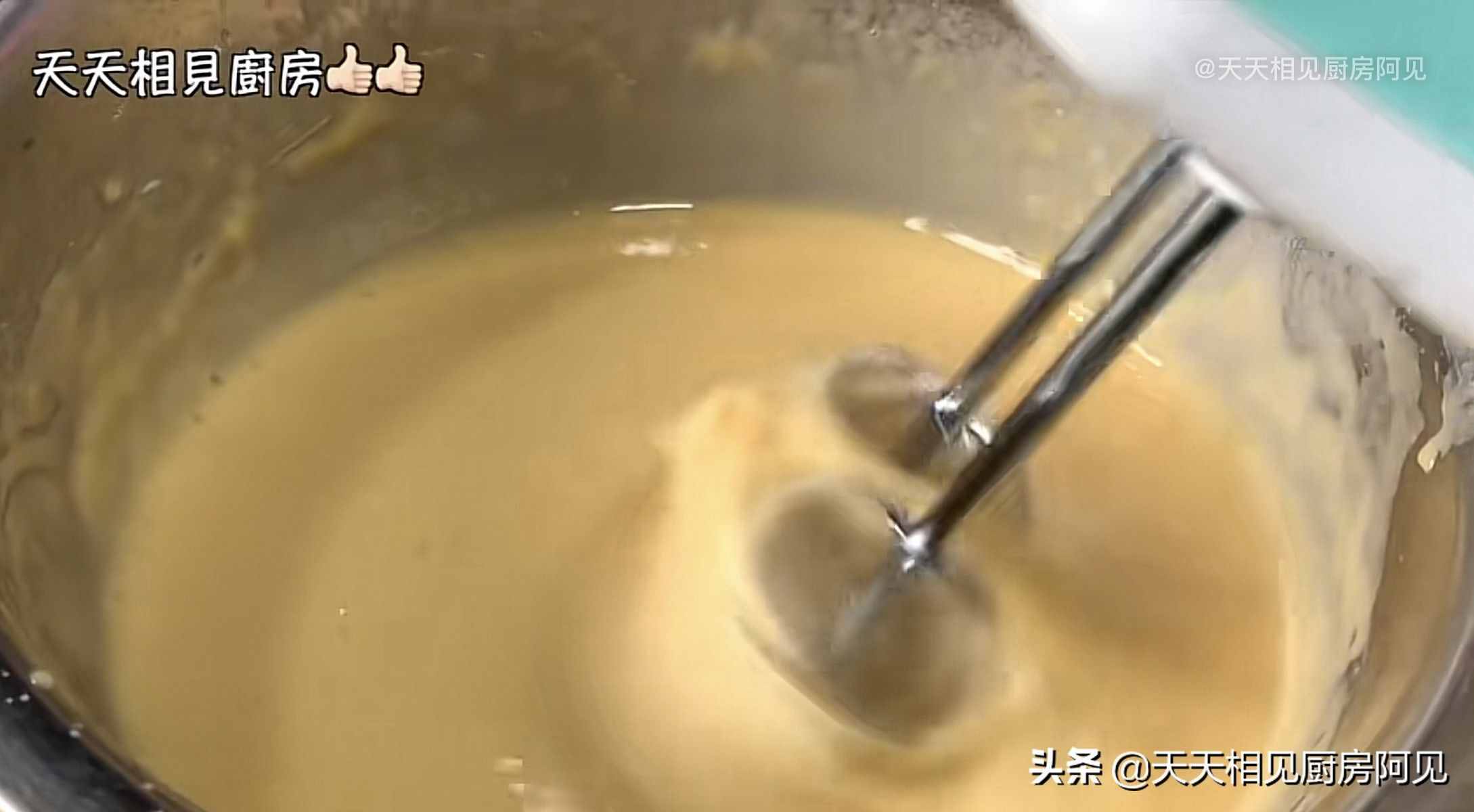 家里有電飯煲和雞蛋就能做蛋糕，第一次做就能成功，蓬松暄軟