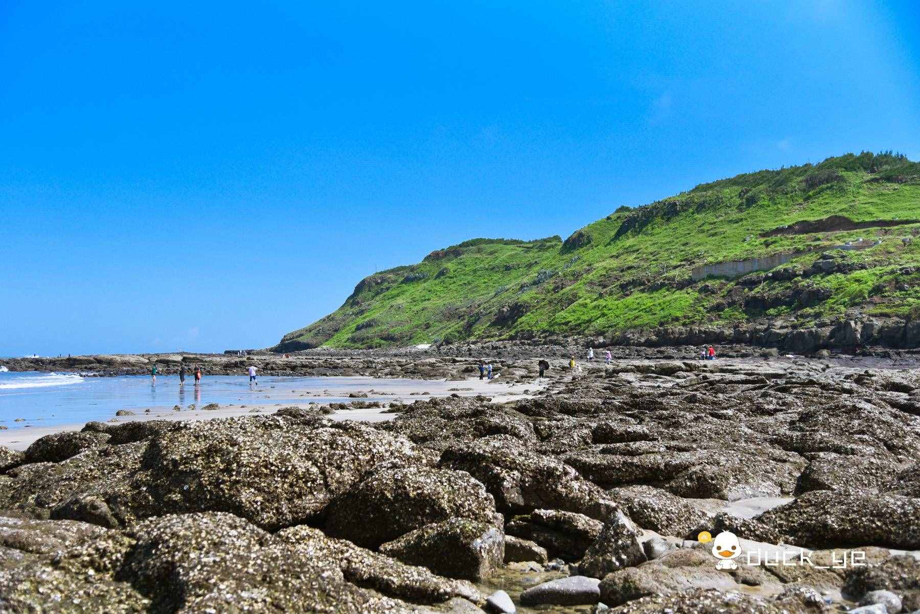 福建漳州有個“小墾丁”，燈塔、草地、無敵海景，美得不像話