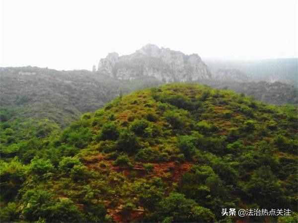 河南鄭州 伏羲山中的五指山