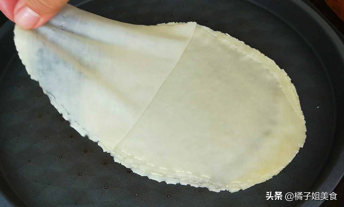 “餃子皮”這個(gè)做法最近火了，飯店都吃不到，連吃10天也不膩