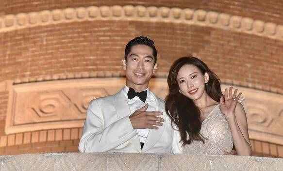 林志玲婚宴場地布置簡單浪漫，菜品色澤亮麗，還為賓客提供刨冰