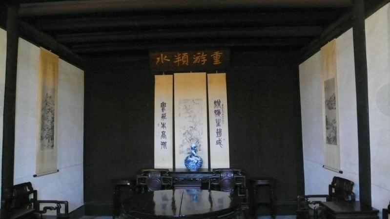 蘇東坡嘲笑佛印，出上聯(lián)：狗啃河上骨，佛印對出的下聯(lián)叫蘇軾吃癟