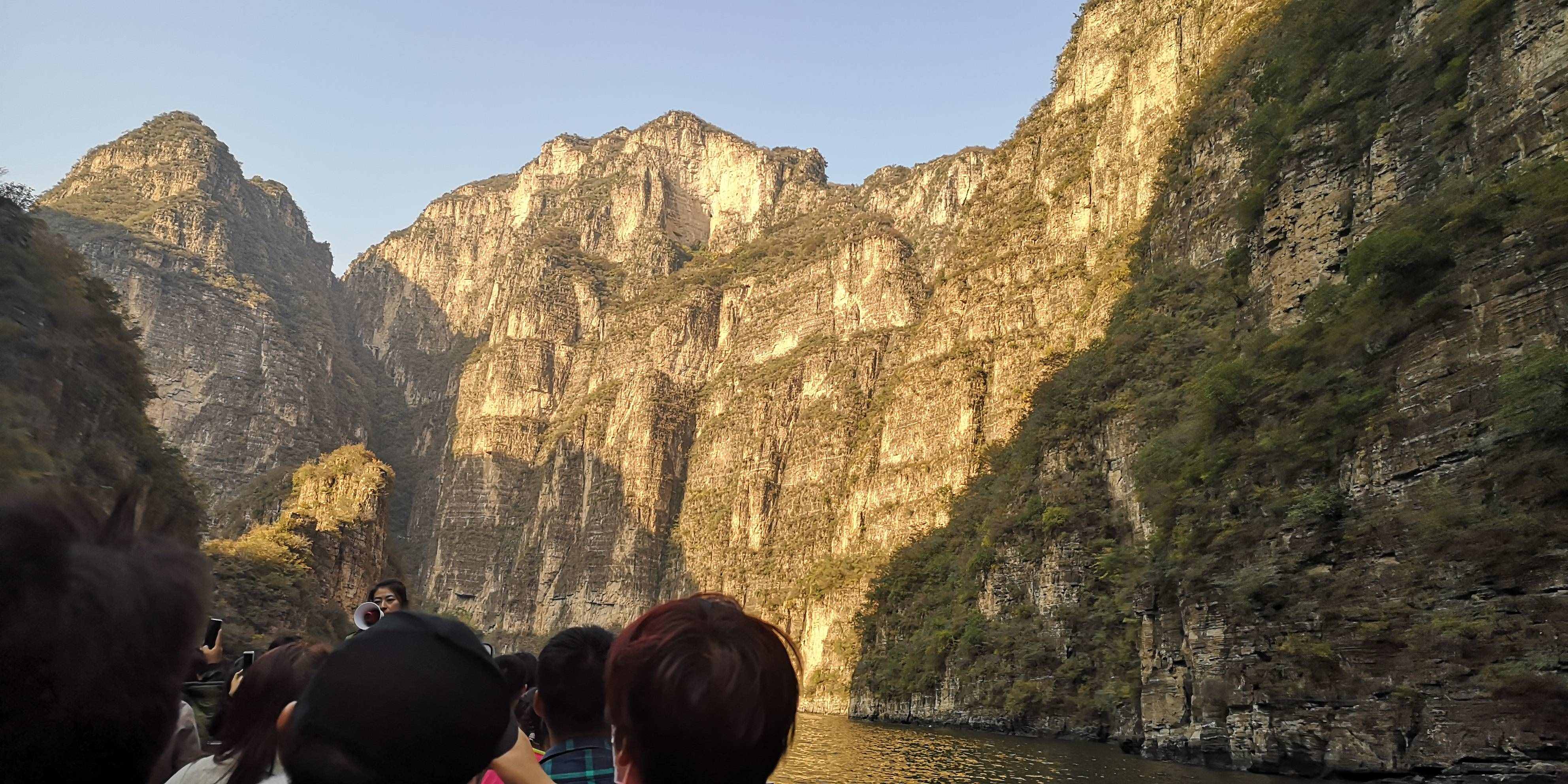 坐船看山是最大亮點(diǎn)：北京龍慶峽旅游攻略