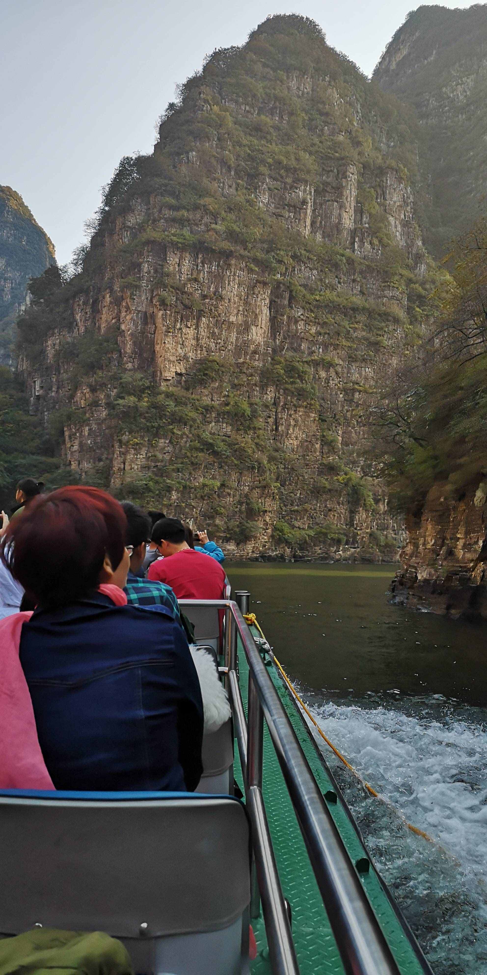 坐船看山是最大亮點(diǎn)：北京龍慶峽旅游攻略