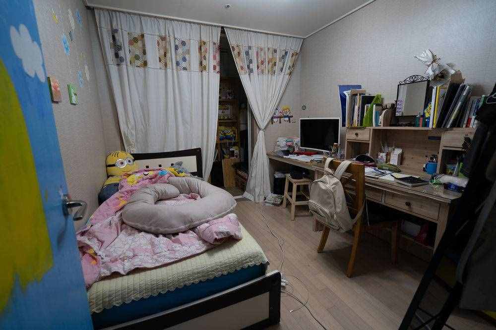 她把出租屋爆改成“糖果屋”，五彩斑斕真漂亮，網(wǎng)友：可以出道了